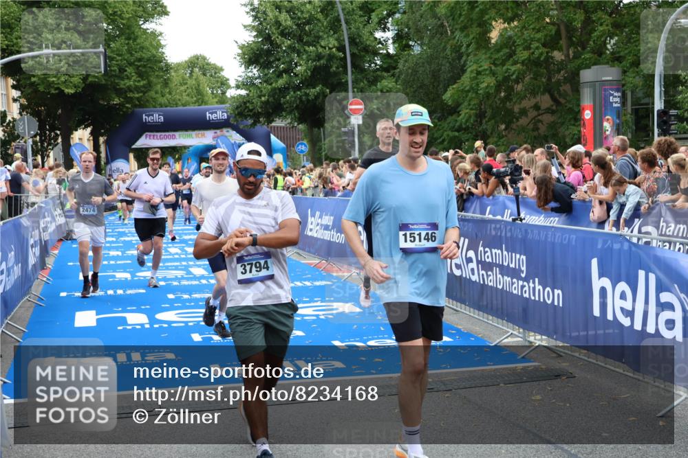 29.06.2025 - hella hamburg halbmarathon Zöllner http://msf.ph/oto/8234168 29.06.2025 10:54:39 Ziel 1125, 2474, 5259, 8798, 9012, 10040, 10368, 10376, 12489, 12607, 17765 meine-sportfotos.de