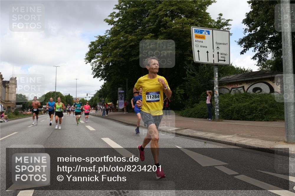 29.06.2025 - hella hamburg halbmarathon Yannick Fuchs http://msf.ph/oto/8234201 29.06.2025 10:34:24 20KM 1358, 1975, 2044, 2573, 2972, 3547, 3626, 4381, 4398, 4565, 4766, 4888, 5752, 6149, 8319, 8346, 8574, 8933, 9116, 9540, 11284, 11714, 11806, 12046, 12091, 12372, 13190, 14077, 14272, 14699, 15336, 15421, 15435, 15744, 15828, 17425, 17668, 17792, 17916, 17973, 18013, 18154, 18803 meine-sportfotos.de