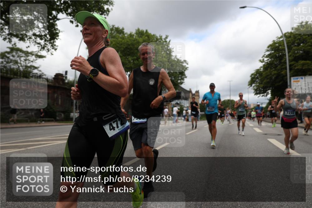 29.06.2025 - hella hamburg halbmarathon Yannick Fuchs http://msf.ph/oto/8234239 29.06.2025 10:47:01 20KM 1258, 1482, 1683, 2111, 2208, 2346, 2910, 3334, 3399, 3999, 4065, 4419, 4587, 4726, 5077, 5169, 5194, 5607, 5907, 6198, 6897, 7232, 7383, 7509, 8273, 8361, 8587, 8651, 8955, 9065, 9163, 10529, 10724, 11217, 11588, 11589, 11604, 11689, 12155, 12482, 12910, 14805, 15430, 15681, 15980, 16467, 16929, 17710, 18249, 18331, 18720, 18901, 19208, 19244 meine-sportfotos.de