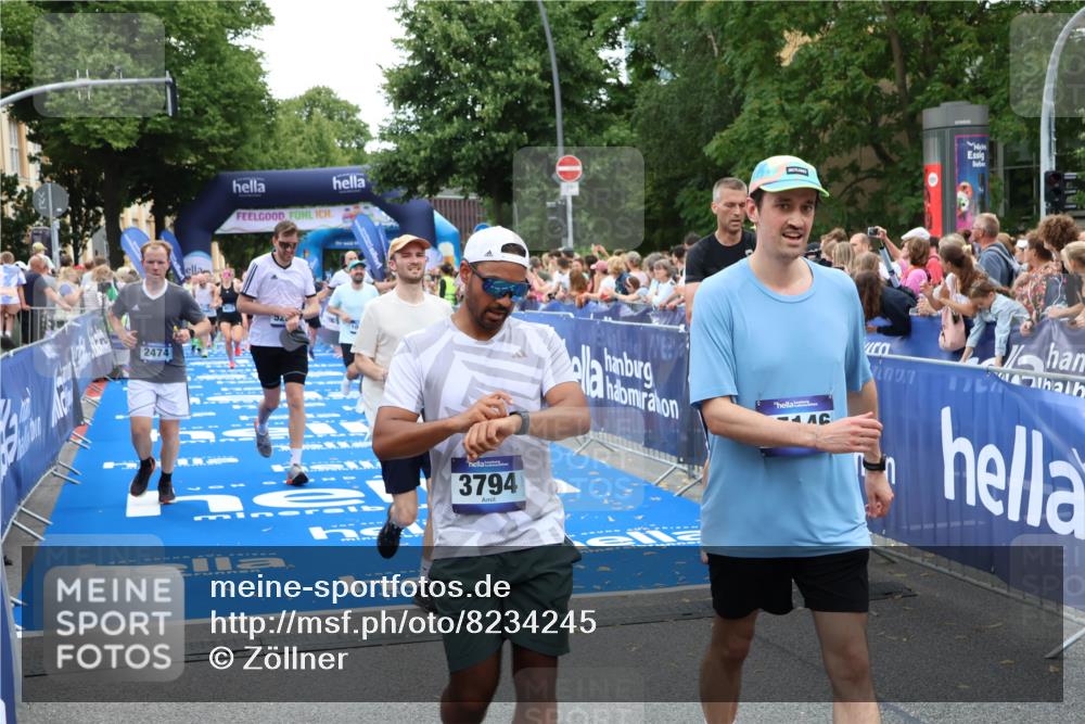 29.06.2025 - hella hamburg halbmarathon Zöllner http://msf.ph/oto/8234245 29.06.2025 10:54:39 Ziel 1125, 2474, 5259, 8798, 9012, 10040, 10368, 10376, 12489, 12607, 17765 meine-sportfotos.de