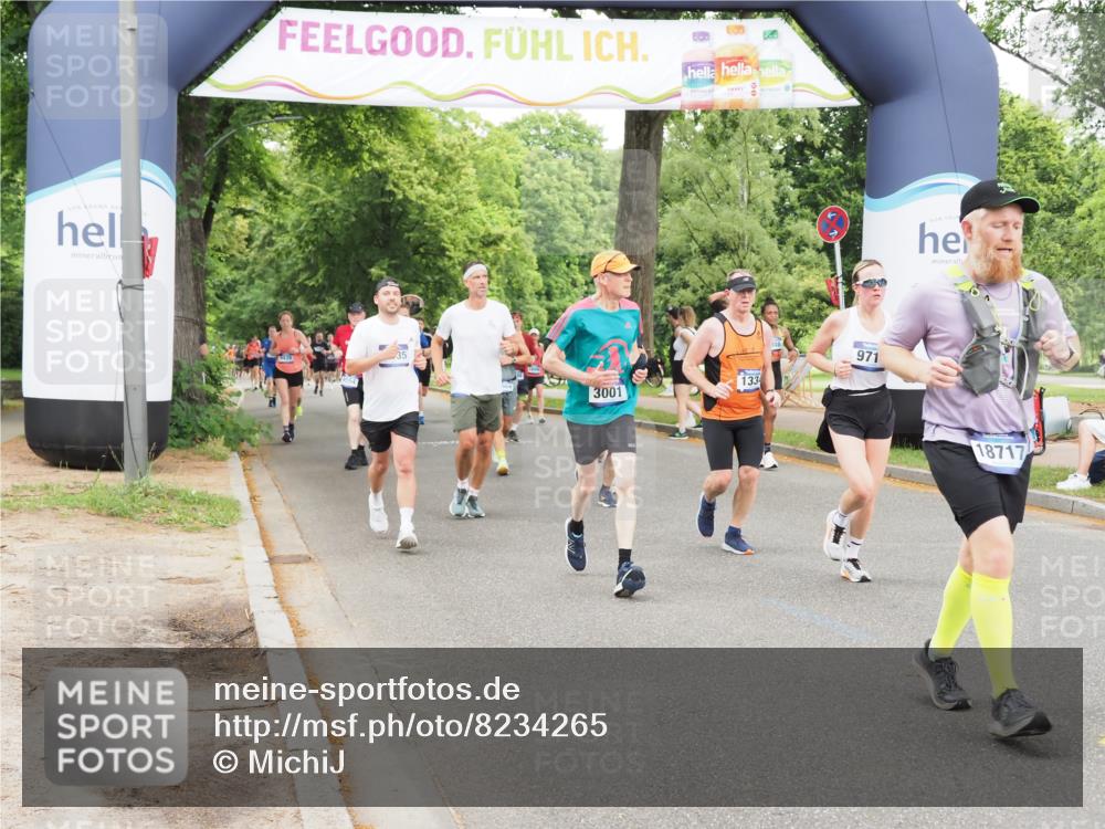 29.06.2025 - hella hamburg halbmarathon MichiJ http://msf.ph/oto/8234265 29.06.2025 10:49:52 Zwischen KM18-KM19 1126, 1254, 1334, 1573, 1722, 1724, 1881, 3001, 4370, 4665, 5734, 8822, 9718, 10214, 13528, 15093, 15252, 17757, 18028, 18717 meine-sportfotos.de