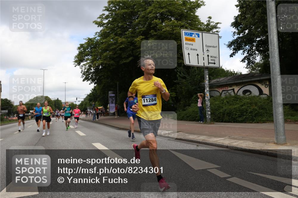 29.06.2025 - hella hamburg halbmarathon Yannick Fuchs http://msf.ph/oto/8234301 29.06.2025 10:34:24 20KM 1358, 1975, 2044, 2573, 2972, 3547, 3626, 4381, 4398, 4565, 4766, 4888, 5752, 6149, 8319, 8346, 8574, 8933, 9116, 9540, 11284, 11714, 11806, 12046, 12091, 12372, 13190, 14077, 14272, 14699, 15336, 15421, 15435, 15744, 15828, 17425, 17668, 17792, 17916, 17973, 18013, 18154, 18803 meine-sportfotos.de