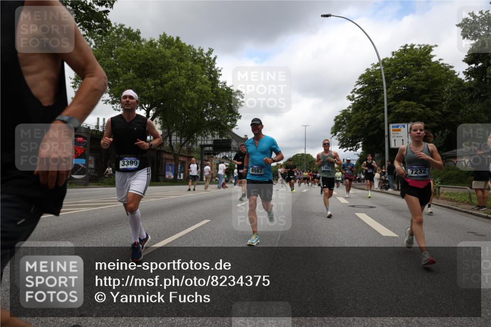 29.06.2025 - hella hamburg halbmarathon Yannick Fuchs http://msf.ph/oto/8234375 29.06.2025 10:47:02 20KM 1258, 1482, 1683, 2074, 2111, 2208, 2346, 2910, 3334, 3399, 3999, 4065, 4419, 4587, 4726, 5077, 5169, 5194, 5607, 5907, 6198, 6897, 7232, 7383, 7509, 8273, 8361, 8587, 8651, 8955, 9065, 9163, 9537, 10529, 10724, 11217, 11588, 11589, 11604, 11689, 11992, 12155, 12482, 12875, 12910, 14805, 15430, 15681, 15980, 16467, 16929, 17710, 18249, 18331, 18720, 18901, 19208, 19244 meine-sportfotos.de