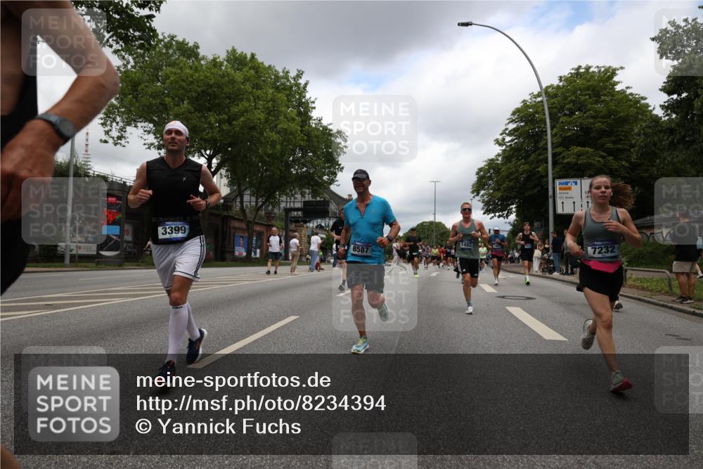 29.06.2025 - hella hamburg halbmarathon Yannick Fuchs http://msf.ph/oto/8234394 29.06.2025 10:47:02 20KM 1258, 1482, 1683, 2074, 2111, 2208, 2346, 2910, 3334, 3399, 3999, 4065, 4419, 4587, 4726, 5077, 5169, 5194, 5607, 5907, 6198, 6897, 7232, 7383, 7509, 8273, 8361, 8587, 8651, 8955, 9065, 9163, 9537, 10529, 10724, 11217, 11588, 11589, 11604, 11689, 11992, 12155, 12482, 12875, 12910, 14805, 15430, 15681, 15980, 16467, 16929, 17710, 18249, 18331, 18720, 18901, 19208, 19244 meine-sportfotos.de