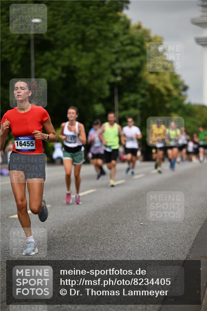 29.06.2025 - hella hamburg halbmarathon Dr. Thomas Lammeyer http://msf.ph/oto/8234405 29.06.2025 10:13:36 Kennedybrücke 3921, 5511, 7081, 7187, 7333, 7636, 9306, 9366, 9434, 9674, 9781, 10036, 10819, 10943, 11067 meine-sportfotos.de