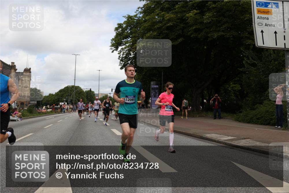 29.06.2025 - hella hamburg halbmarathon Yannick Fuchs http://msf.ph/oto/8234728 29.06.2025 10:34:27 20KM 1358, 1975, 2044, 2573, 2972, 3547, 3626, 4381, 4398, 4766, 4888, 5752, 6149, 6152, 7495, 7622, 8346, 8467, 8574, 8933, 9116, 9540, 11284, 11714, 11806, 12046, 12091, 12372, 13190, 14077, 14699, 15421, 15435, 15828, 17425, 17792, 17916, 17973, 18013, 18154 meine-sportfotos.de