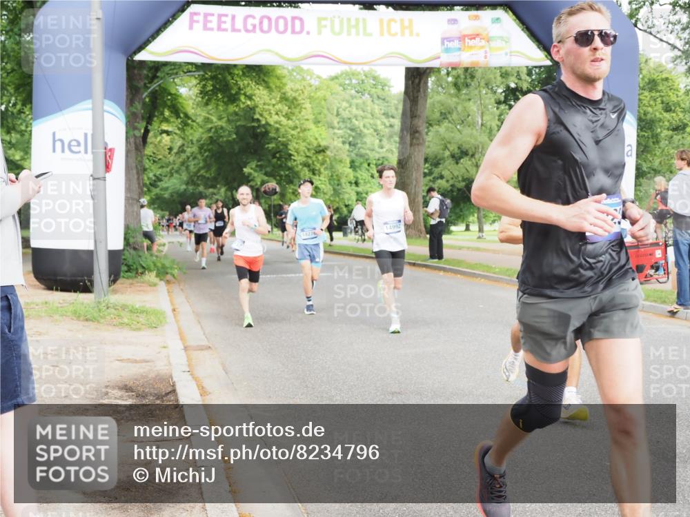 29.06.2025 - hella hamburg halbmarathon MichiJ http://msf.ph/oto/8234796 29.06.2025 10:26:57 Zwischen KM18-KM19 1042, 2262, 2296, 4148, 5248, 6684, 7229, 11952, 14274, 14992, 15888, 17722, 18276, 18529 meine-sportfotos.de