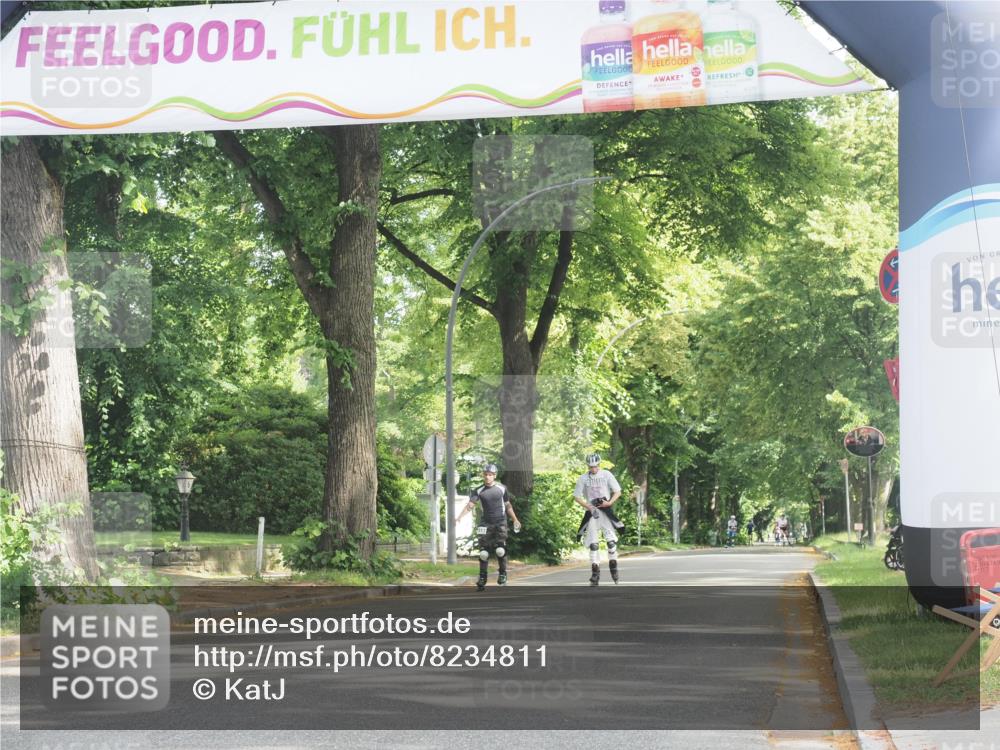 29.06.2025 - hella hamburg halbmarathon KatJ http://msf.ph/oto/8234811 29.06.2025 09:46:52 Zwischen KM18-KM19  meine-sportfotos.de