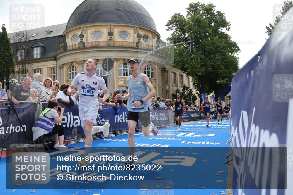 29.06.2025 - hella hamburg halbmarathon Strokosch-Dieckow http://msf.ph/oto/8235022 29.06.2025 10:34:52 Ziel 1217, 1562, 2879, 4477, 6704, 7466, 8864, 12044, 12204, 12751, 14388, 14629, 14952, 15391, 15902, 15991, 16140, 16177, 16712, 17643, 18183, 18220, 18237, 18419, 18837 meine-sportfotos.de
