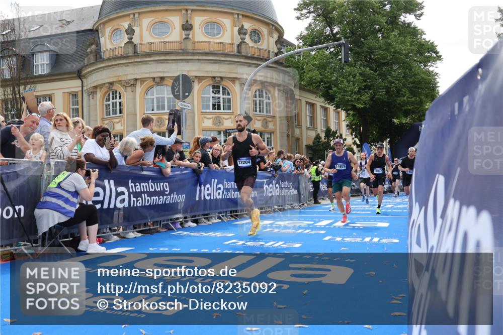 29.06.2025 - hella hamburg halbmarathon Strokosch-Dieckow http://msf.ph/oto/8235092 29.06.2025 10:34:53 Ziel 1217, 2879, 4477, 6704, 7466, 8864, 12044, 12204, 12751, 14629, 14952, 15391, 15902, 15991, 16140, 16177, 16712, 17643, 18183, 18220, 18419, 18837 meine-sportfotos.de