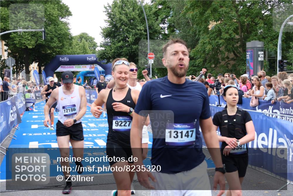 29.06.2025 - hella hamburg halbmarathon Zöllner http://msf.ph/oto/8235320 29.06.2025 10:54:54 Ziel 1327, 1506, 2029, 4231, 6994, 10044, 12186, 14660, 16623, 16868, 17261 meine-sportfotos.de