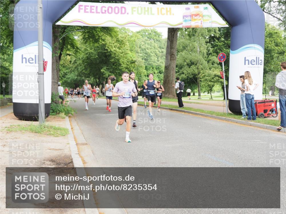 29.06.2025 - hella hamburg halbmarathon MichiJ http://msf.ph/oto/8235354 29.06.2025 10:27:01 Zwischen KM18-KM19 1042, 6684, 7229, 11952, 12137, 14688, 14992, 15888, 18276, 18529 meine-sportfotos.de