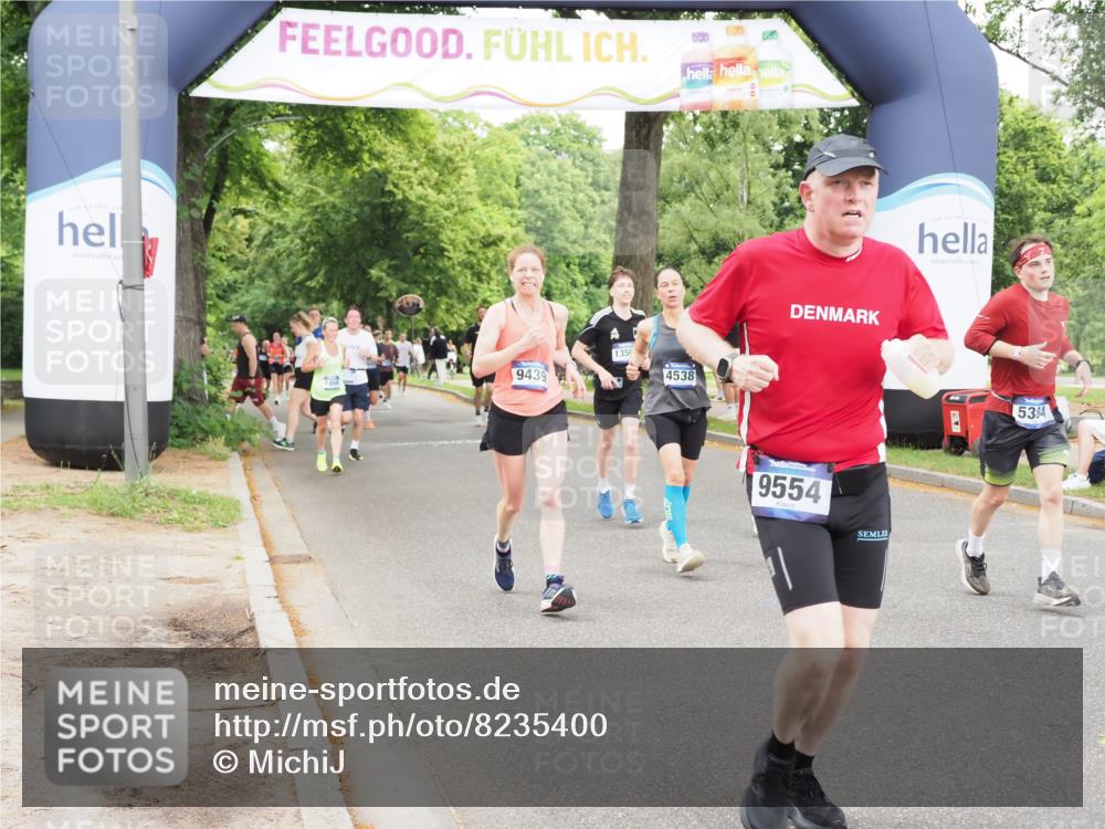 29.06.2025 - hella hamburg halbmarathon MichiJ http://msf.ph/oto/8235400 29.06.2025 10:49:57 Zwischen KM18-KM19 1254, 1334, 1464, 1573, 1881, 2683, 3001, 3921, 4538, 5384, 9439, 9554, 9718, 10705, 12004, 13503, 14135, 15252, 16808, 17757, 18999 meine-sportfotos.de