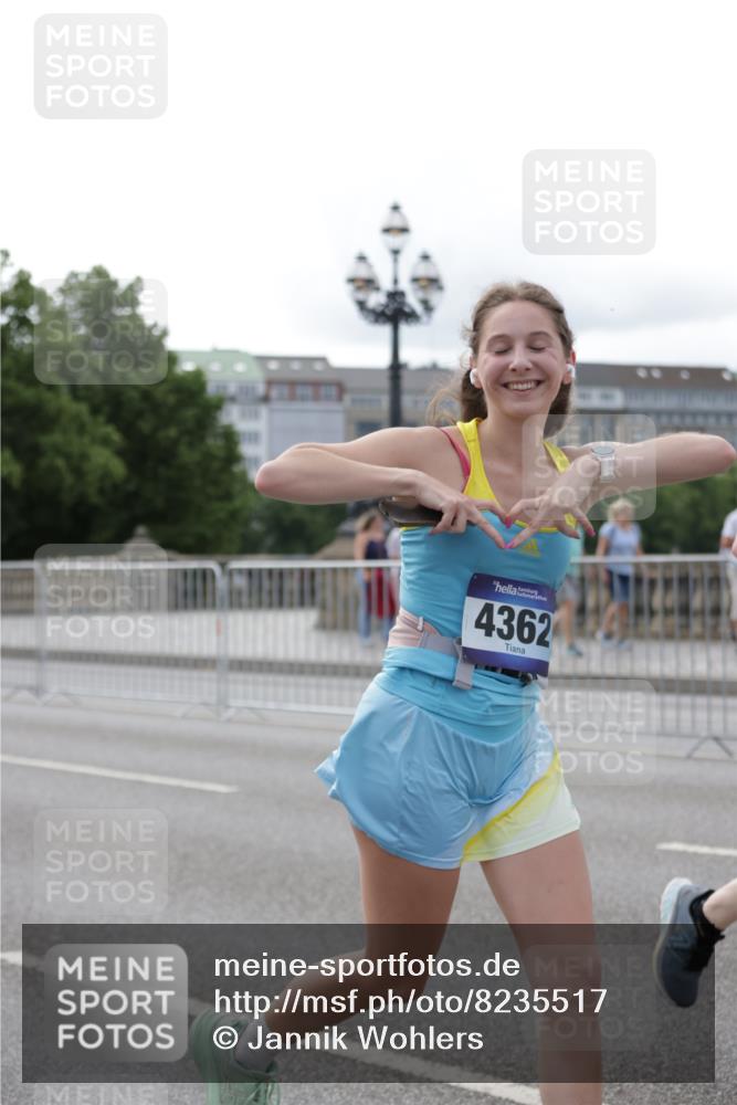 29.06.2025 - hella hamburg halbmarathon Jannik Wohlers http://msf.ph/oto/8235517 29.06.2025 10:28:38 Lombardsbrücke 1869, 2688, 3717, 4161, 4362, 4834, 4982, 5167, 6345, 7169, 8048, 12099, 12404, 12442, 14205, 15143, 15452, 15453, 15952, 15955 meine-sportfotos.de