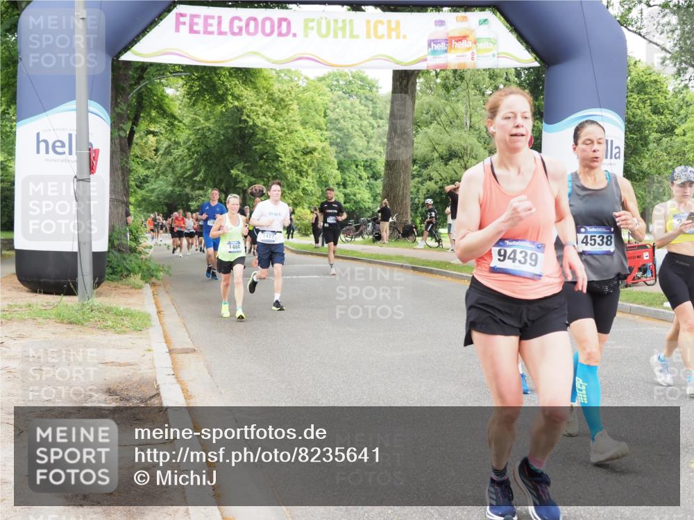 29.06.2025 - hella hamburg halbmarathon MichiJ http://msf.ph/oto/8235641 29.06.2025 10:49:59 Zwischen KM18-KM19 1254, 1464, 2683, 3921, 4538, 5384, 9439, 9554, 9718, 10705, 12004, 13503, 14135, 15252, 16808, 17757, 18999 meine-sportfotos.de