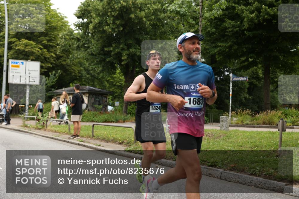 29.06.2025 - hella hamburg halbmarathon Yannick Fuchs http://msf.ph/oto/8235676 29.06.2025 10:47:06 20KM 1258, 1482, 1499, 1683, 1783, 2074, 2099, 2208, 2346, 2910, 3059, 3334, 3399, 3999, 4065, 4419, 4587, 4635, 4726, 5077, 5607, 5907, 6198, 6628, 6897, 7232, 7383, 7509, 8273, 8361, 8587, 8651, 9065, 9163, 9537, 10724, 11217, 11588, 11589, 11604, 11689, 11992, 12155, 12482, 12875, 12910, 14323, 14805, 15179, 15430, 15681, 15980, 16467, 16986, 17710, 18249, 18720, 18901, 19208, 19244 meine-sportfotos.de