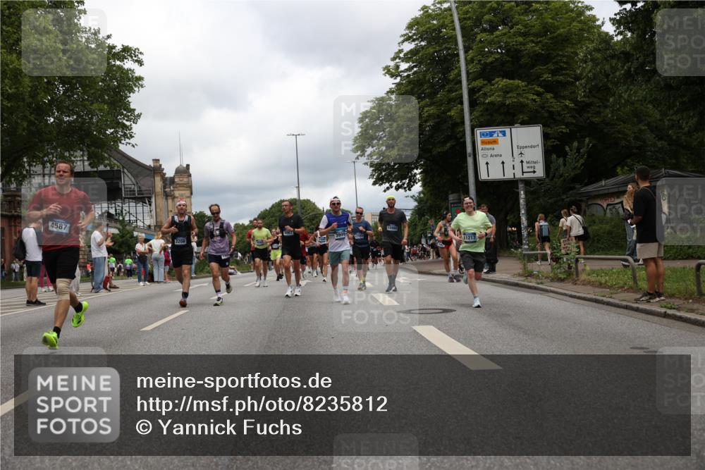 29.06.2025 - hella hamburg halbmarathon Yannick Fuchs http://msf.ph/oto/8235812 29.06.2025 10:47:07 20KM 1061, 1258, 1482, 1499, 1683, 1783, 2074, 2099, 2208, 2346, 2910, 3059, 3334, 3399, 3999, 4065, 4419, 4587, 4635, 4726, 5077, 5607, 5907, 6198, 6628, 6897, 7232, 7383, 7509, 8273, 8361, 8587, 8651, 9065, 9163, 9537, 10724, 11217, 11588, 11589, 11604, 11689, 11992, 12155, 12413, 12482, 12490, 12875, 12910, 14323, 14805, 15179, 15430, 15681, 15980, 16467, 16986, 18249, 18720, 18901, 19208, 19244 meine-sportfotos.de