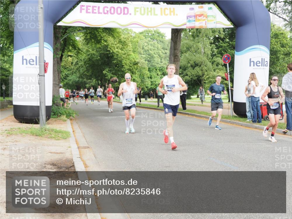 29.06.2025 - hella hamburg halbmarathon MichiJ http://msf.ph/oto/8235846 29.06.2025 10:27:05 Zwischen KM18-KM19 1710, 2745, 12137, 13755, 14688, 17154, 17646, 17726, 18276 meine-sportfotos.de