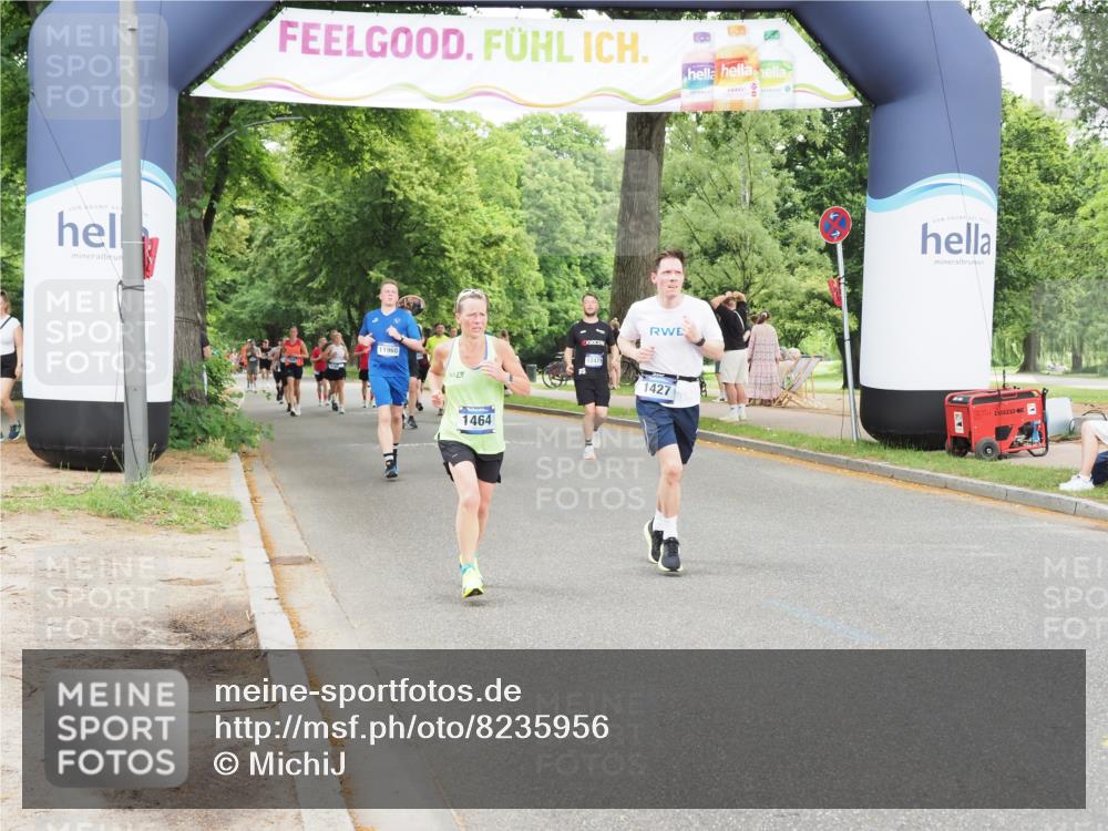29.06.2025 - hella hamburg halbmarathon MichiJ http://msf.ph/oto/8235956 29.06.2025 10:50:00 Zwischen KM18-KM19 1254, 1427, 1464, 2683, 3921, 4538, 5384, 9439, 9554, 10705, 12004, 13503, 14135, 15252, 16808, 18999, 19023 meine-sportfotos.de