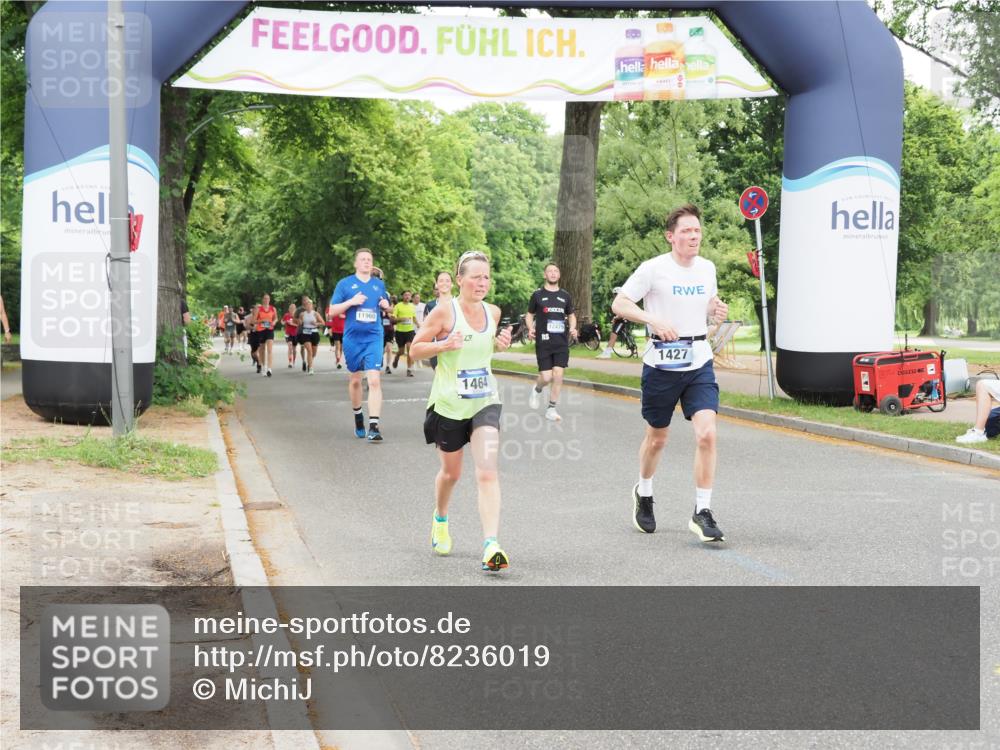 29.06.2025 - hella hamburg halbmarathon MichiJ http://msf.ph/oto/8236019 29.06.2025 10:50:01 Zwischen KM18-KM19 1427, 1464, 2683, 3921, 4538, 5384, 9439, 9554, 10705, 12004, 12479, 13503, 14135, 16808, 18999, 19023 meine-sportfotos.de
