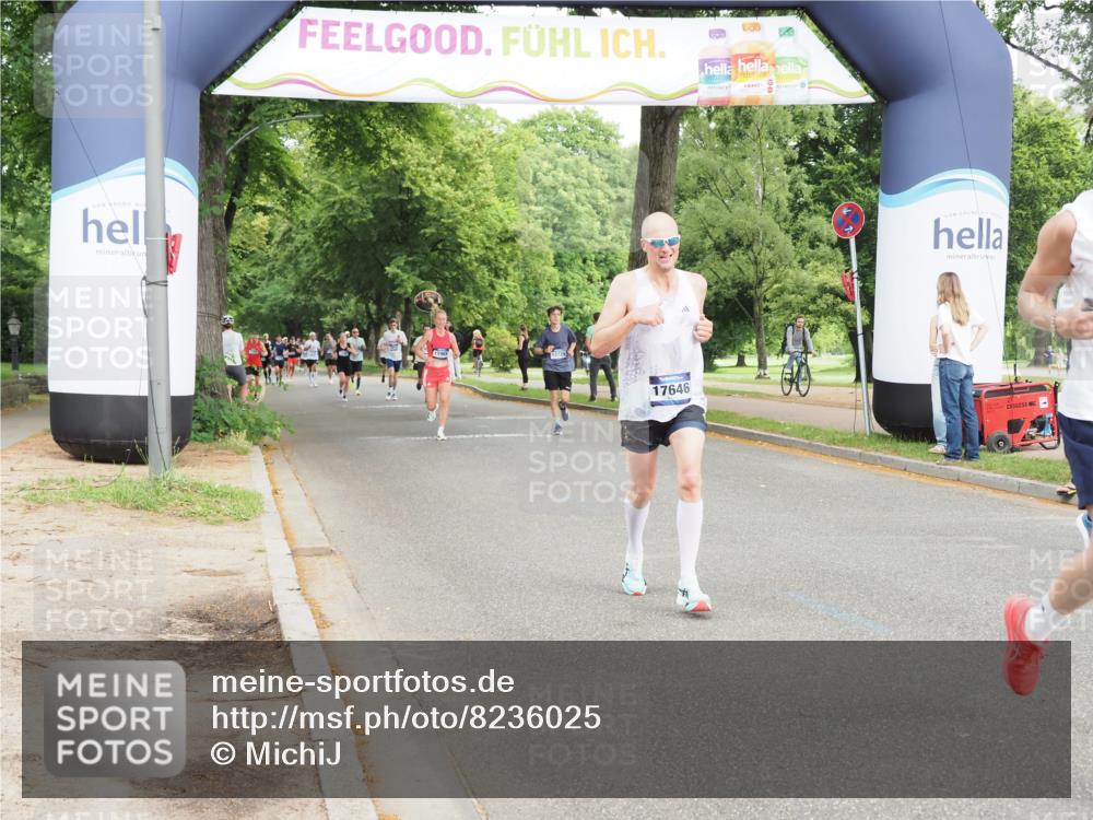 29.06.2025 - hella hamburg halbmarathon MichiJ http://msf.ph/oto/8236025 29.06.2025 10:27:06 Zwischen KM18-KM19 1710, 2745, 12137, 13755, 14688, 17154, 17646, 17726 meine-sportfotos.de