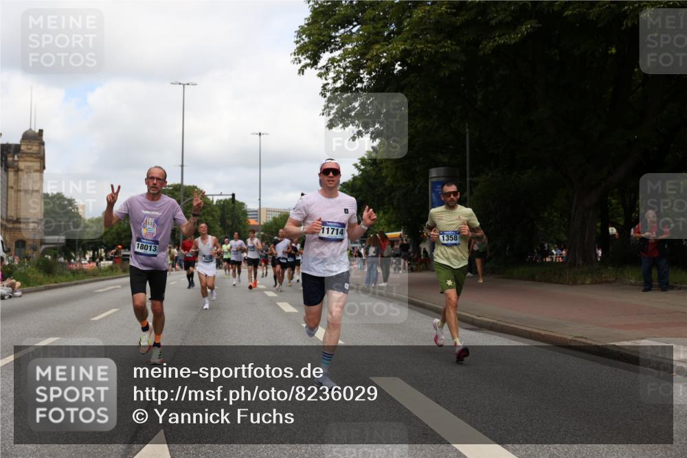 29.06.2025 - hella hamburg halbmarathon Yannick Fuchs http://msf.ph/oto/8236029 29.06.2025 10:34:30 20KM 1358, 1603, 1975, 2573, 2972, 3547, 3626, 4381, 4398, 4766, 4888, 5752, 6149, 6152, 7495, 7622, 8346, 8467, 8574, 8933, 9116, 9540, 11284, 11714, 11806, 12046, 12091, 13190, 14077, 14699, 15421, 15435, 15813, 15828, 16580, 17425, 17792, 17916, 17973, 18013, 18154, 18979 meine-sportfotos.de