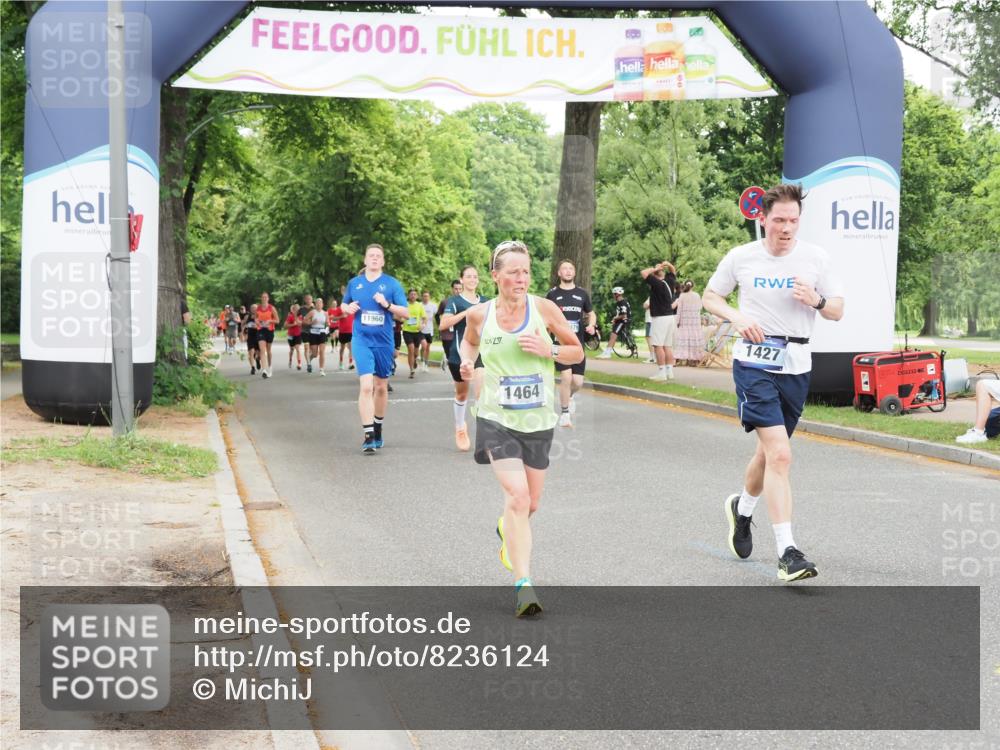 29.06.2025 - hella hamburg halbmarathon MichiJ http://msf.ph/oto/8236124 29.06.2025 10:50:01 Zwischen KM18-KM19 1427, 1464, 2683, 3921, 4538, 5384, 9439, 9554, 10705, 12004, 12479, 13503, 14135, 16808, 18999, 19023 meine-sportfotos.de