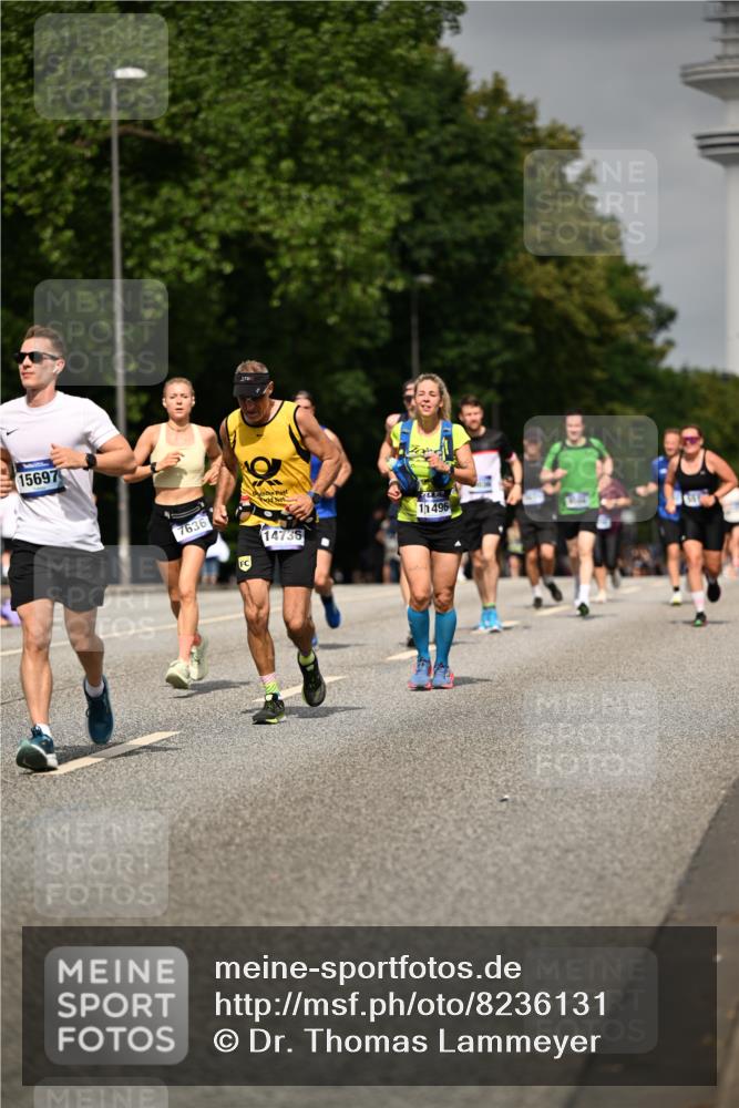 29.06.2025 - hella hamburg halbmarathon Dr. Thomas Lammeyer http://msf.ph/oto/8236131 29.06.2025 10:13:43 Kennedybrücke 1838, 3921, 5511, 7187, 7333, 7636, 8219, 9366, 9434, 9674, 9781, 10036, 10819, 10943, 11067 meine-sportfotos.de