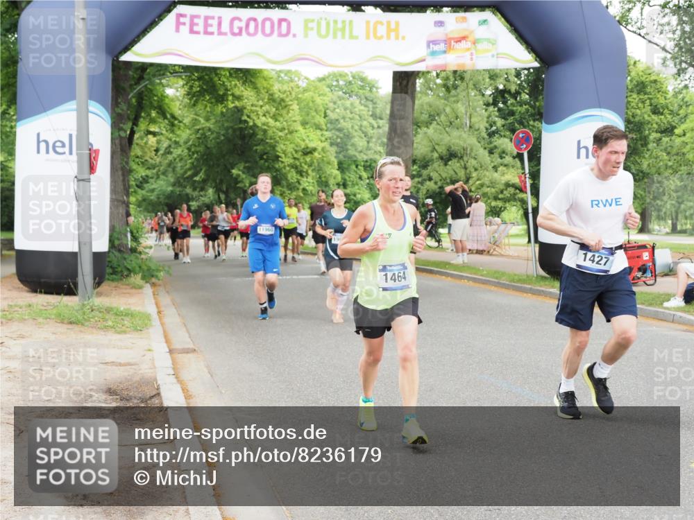 29.06.2025 - hella hamburg halbmarathon MichiJ http://msf.ph/oto/8236179 29.06.2025 10:50:01 Zwischen KM18-KM19 1427, 1464, 2683, 3921, 4538, 5384, 9439, 9554, 10705, 12004, 12479, 13503, 14135, 16808, 18999, 19023 meine-sportfotos.de