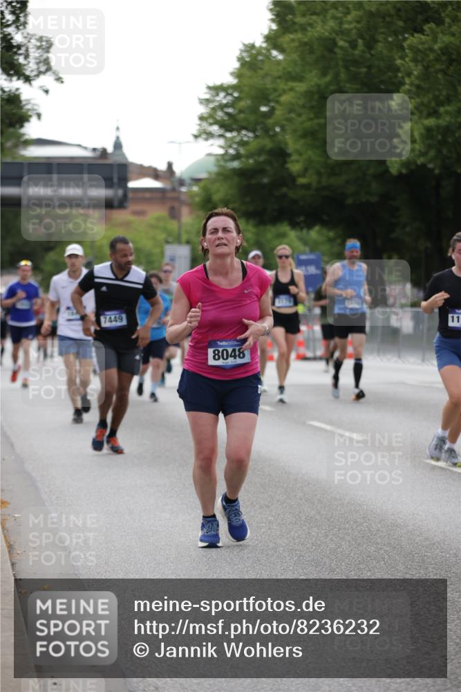 29.06.2025 - hella hamburg halbmarathon Jannik Wohlers http://msf.ph/oto/8236232 29.06.2025 10:28:49 Lombardsbrücke 1230, 2688, 3179, 4373, 4982, 6345, 7169, 7449, 8048, 8812, 10198, 10641, 10808, 11792, 11803, 11989, 12099, 12404, 12958, 13090, 15952, 15955, 16673, 16676, 18414 meine-sportfotos.de