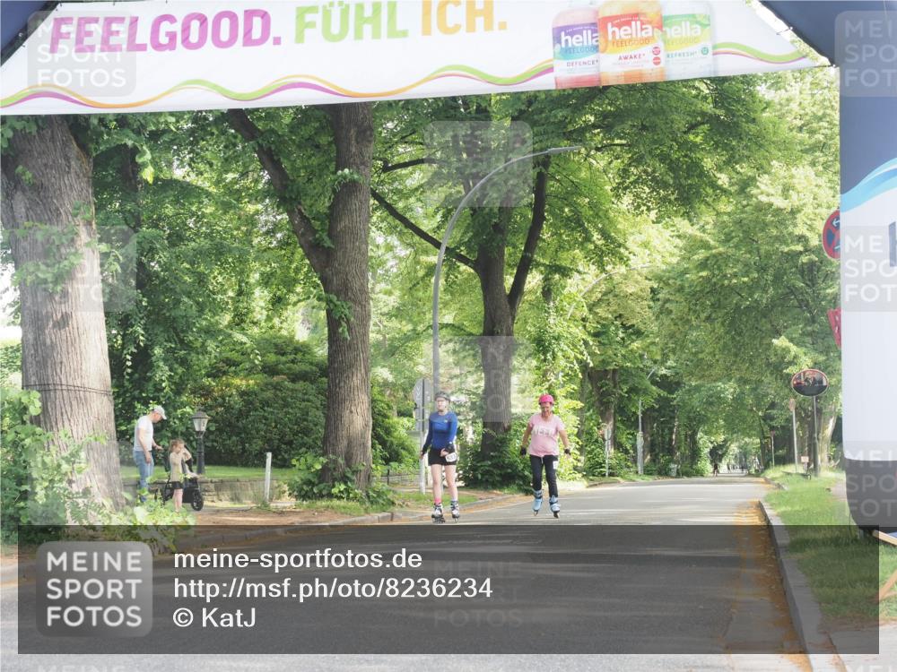 29.06.2025 - hella hamburg halbmarathon KatJ http://msf.ph/oto/8236234 29.06.2025 09:47:24 Zwischen KM18-KM19  meine-sportfotos.de