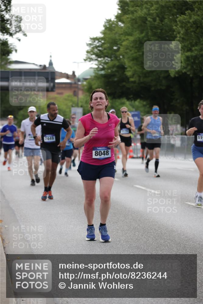 29.06.2025 - hella hamburg halbmarathon Jannik Wohlers http://msf.ph/oto/8236244 29.06.2025 10:28:49 Lombardsbrücke 1230, 2688, 3179, 4373, 4982, 6345, 7169, 7449, 8048, 8812, 10198, 10641, 10808, 11792, 11803, 11989, 12099, 12404, 12958, 13090, 15952, 15955, 16673, 16676, 18414 meine-sportfotos.de
