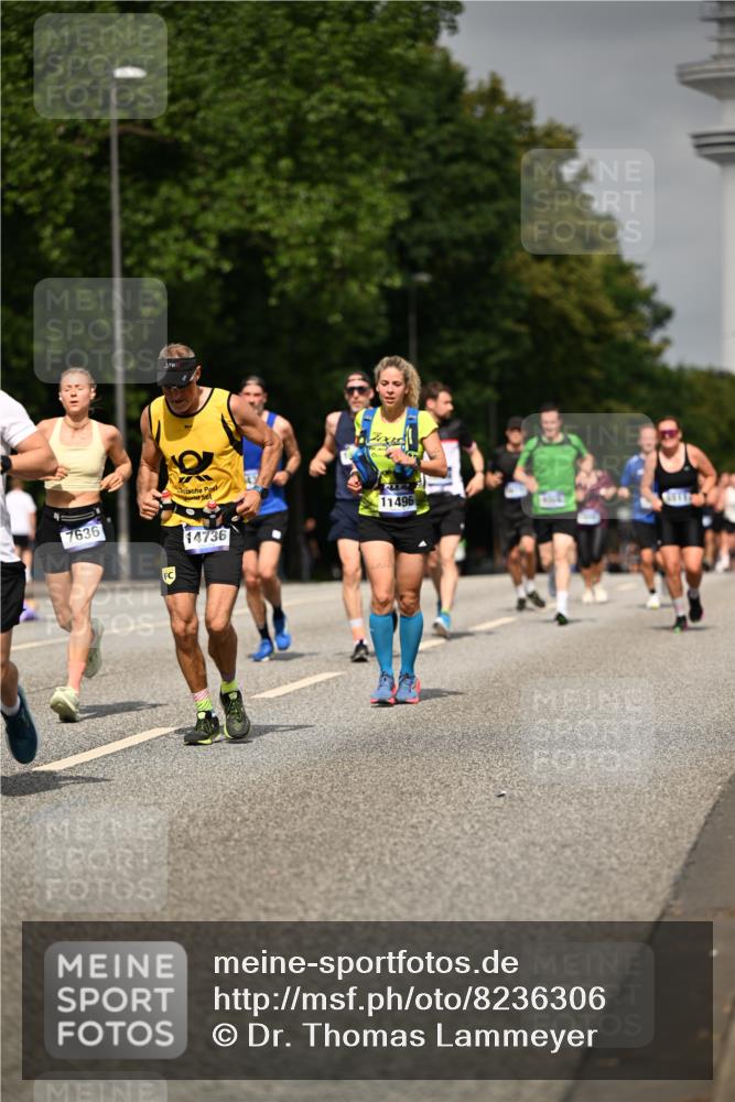 29.06.2025 - hella hamburg halbmarathon Dr. Thomas Lammeyer http://msf.ph/oto/8236306 29.06.2025 10:13:44 Kennedybrücke 1838, 3921, 5511, 7187, 7333, 7636, 8219, 9366, 9434, 9674, 9781, 10036, 10819, 10943, 11067 meine-sportfotos.de