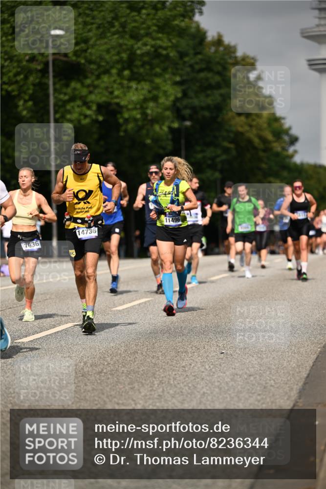29.06.2025 - hella hamburg halbmarathon Dr. Thomas Lammeyer http://msf.ph/oto/8236344 29.06.2025 10:13:44 Kennedybrücke 1838, 3921, 5511, 7187, 7333, 7636, 8219, 9366, 9434, 9674, 9781, 10036, 10819, 10943, 11067 meine-sportfotos.de