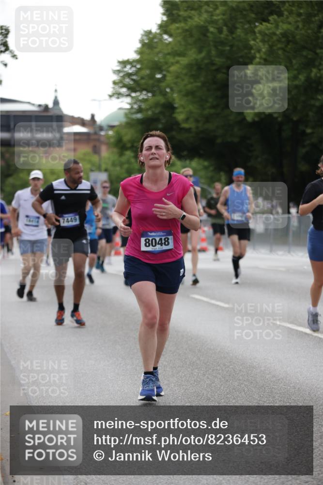 29.06.2025 - hella hamburg halbmarathon Jannik Wohlers http://msf.ph/oto/8236453 29.06.2025 10:28:50 Lombardsbrücke 1230, 2688, 3179, 4373, 6345, 7449, 8048, 8812, 9714, 10198, 10641, 10808, 11792, 11803, 11989, 12099, 12404, 12958, 13090, 14644, 15952, 15955, 16673, 16676, 18414 meine-sportfotos.de