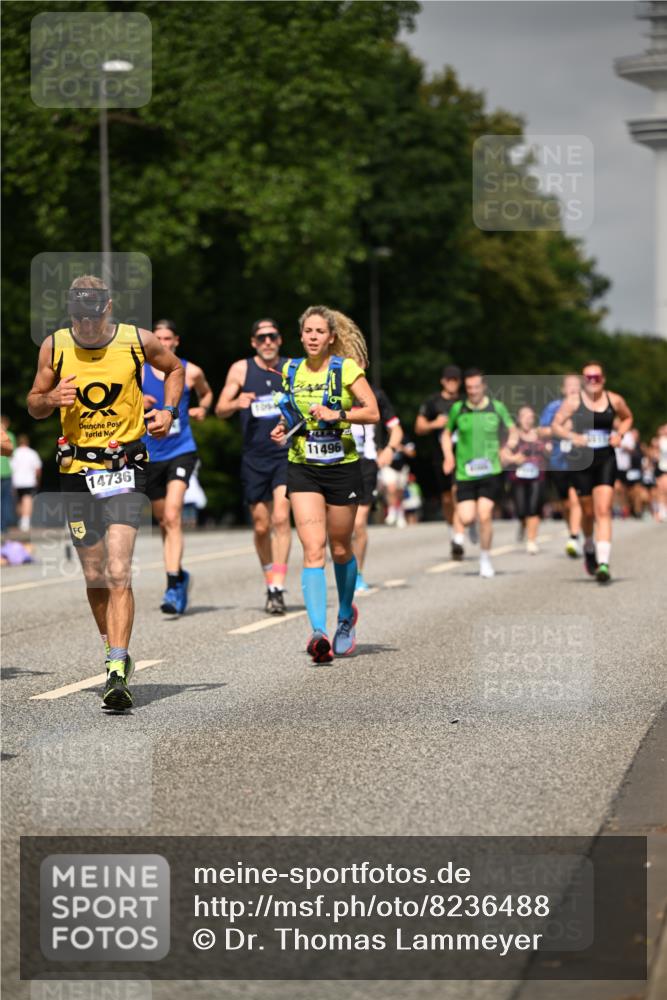 29.06.2025 - hella hamburg halbmarathon Dr. Thomas Lammeyer http://msf.ph/oto/8236488 29.06.2025 10:13:45 Kennedybrücke 1838, 3921, 5511, 7042, 7187, 7333, 7636, 8219, 9366, 9434, 9674, 9781, 10036, 10819, 10943, 11067 meine-sportfotos.de