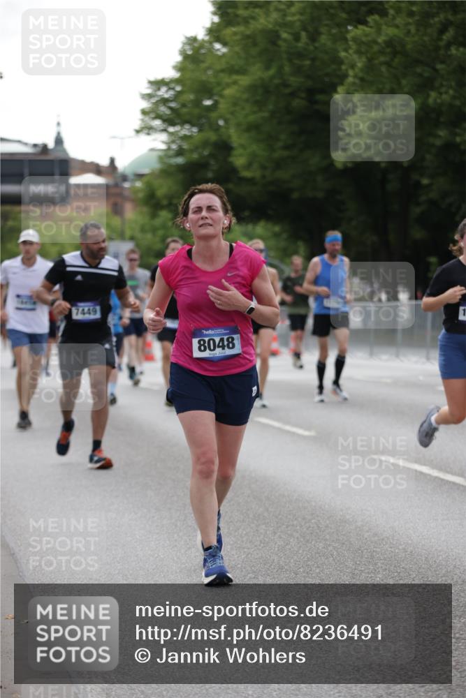 29.06.2025 - hella hamburg halbmarathon Jannik Wohlers http://msf.ph/oto/8236491 29.06.2025 10:28:50 Lombardsbrücke 1230, 2688, 3179, 4373, 6345, 7449, 8048, 8812, 9714, 10198, 10641, 10808, 11792, 11803, 11989, 12099, 12404, 12958, 13090, 14644, 15952, 15955, 16673, 16676, 18414 meine-sportfotos.de