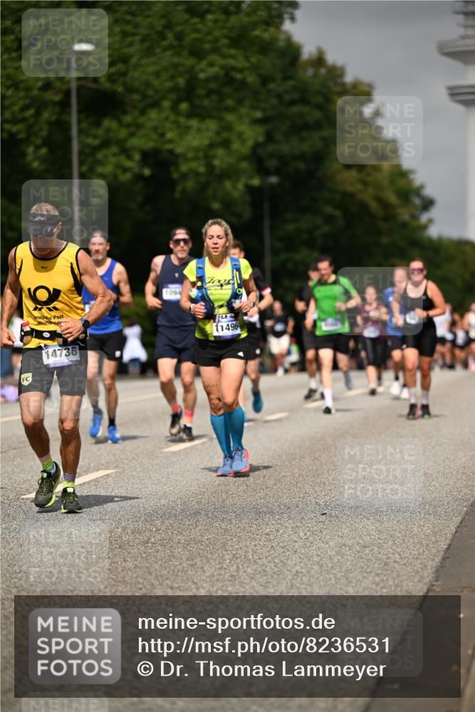 29.06.2025 - hella hamburg halbmarathon Dr. Thomas Lammeyer http://msf.ph/oto/8236531 29.06.2025 10:13:45 Kennedybrücke 1838, 3921, 5511, 7042, 7187, 7333, 7636, 8219, 9366, 9434, 9674, 9781, 10036, 10819, 10943, 11067 meine-sportfotos.de