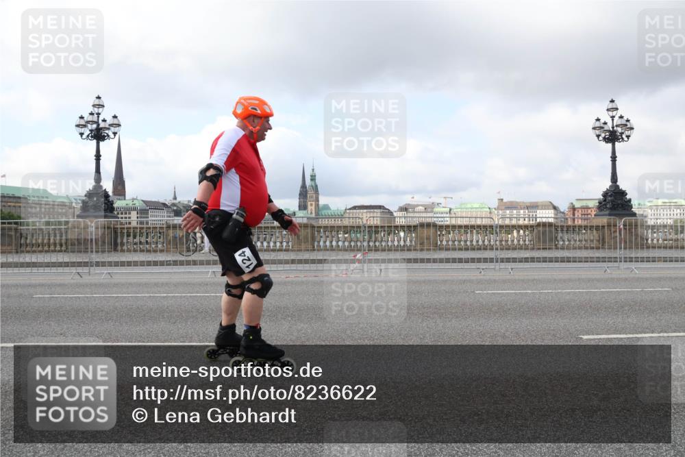 29.06.2025 - hella hamburg halbmarathon Lena Gebhardt http://msf.ph/oto/8236622 29.06.2025 09:02:00 Lombardsbrücke  meine-sportfotos.de