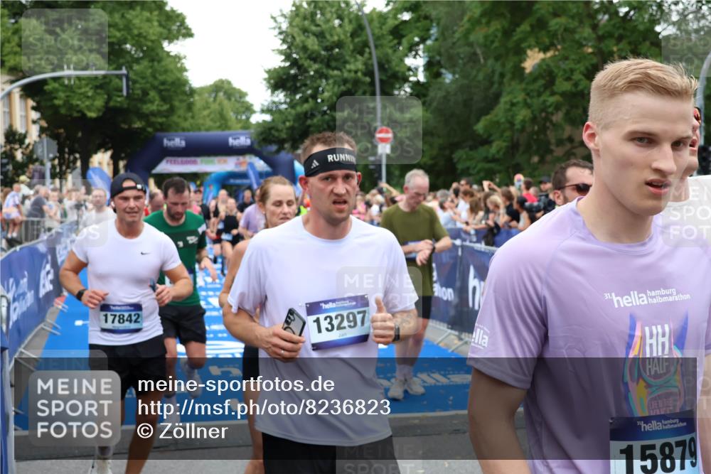 29.06.2025 - hella hamburg halbmarathon Zöllner http://msf.ph/oto/8236823 29.06.2025 10:55:13 Ziel 1549, 1628, 2119, 2448, 3041, 3945, 4903, 6355, 8691, 8973, 9361, 9380, 10188, 10191, 10192, 10582, 11747, 11976, 12248, 12961, 14834, 14948, 15854, 16108, 16630, 17842, 18031, 18966 meine-sportfotos.de