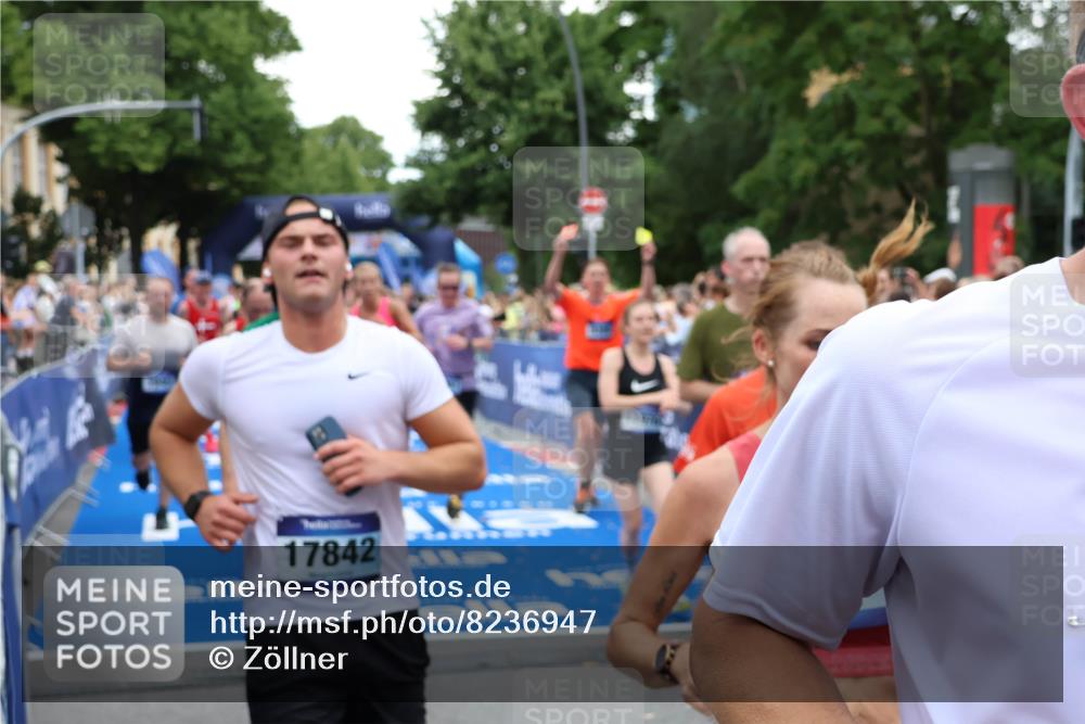 29.06.2025 - hella hamburg halbmarathon Zöllner http://msf.ph/oto/8236947 29.06.2025 10:55:14 Ziel 1549, 1628, 2119, 2448, 3041, 3945, 4903, 6355, 6891, 8973, 9361, 9380, 10188, 10191, 10192, 10582, 11747, 11976, 12248, 12961, 14834, 15854, 16108, 16521, 16630, 18031, 18966 meine-sportfotos.de