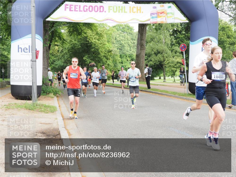 29.06.2025 - hella hamburg halbmarathon MichiJ http://msf.ph/oto/8236962 29.06.2025 10:27:15 Zwischen KM18-KM19 1164, 3014, 3530, 13729, 15965 meine-sportfotos.de
