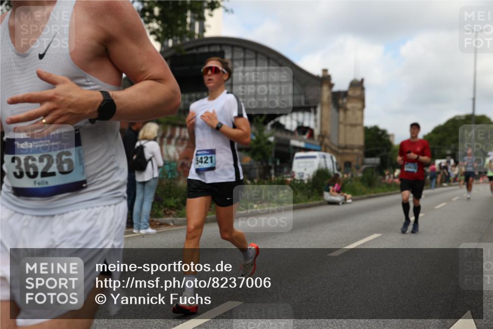 29.06.2025 - hella hamburg halbmarathon Yannick Fuchs http://msf.ph/oto/8237006 29.06.2025 10:34:34 20KM 1358, 1603, 1975, 2573, 2826, 3547, 3626, 4381, 4398, 4766, 4888, 5375, 6149, 6152, 6649, 7109, 7495, 7622, 8346, 8467, 8574, 8933, 9116, 11714, 11806, 12046, 12091, 13190, 14077, 14699, 15421, 15813, 15828, 16580, 17245, 17792, 17916, 17973, 18013, 18979 meine-sportfotos.de