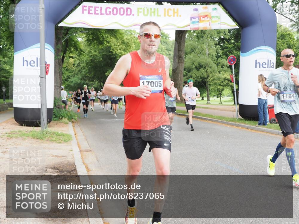 29.06.2025 - hella hamburg halbmarathon MichiJ http://msf.ph/oto/8237065 29.06.2025 10:27:17 Zwischen KM18-KM19 1164, 1615, 2525, 3014, 3530, 13729, 17005 meine-sportfotos.de