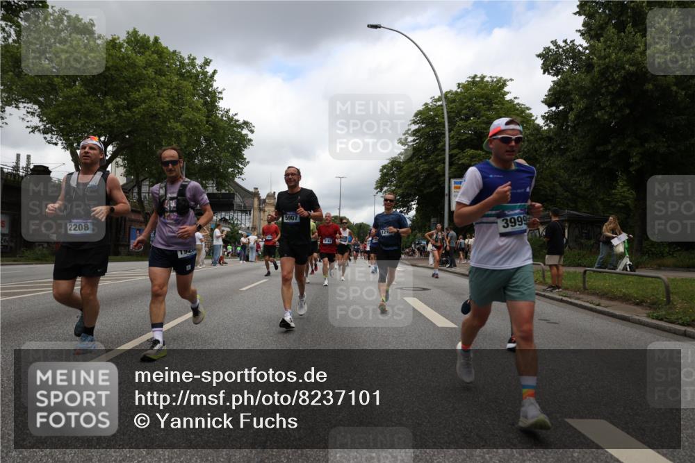 29.06.2025 - hella hamburg halbmarathon Yannick Fuchs http://msf.ph/oto/8237101 29.06.2025 10:47:10 20KM 1061, 1258, 1499, 1683, 1706, 1783, 2074, 2099, 2208, 2346, 2910, 3059, 3334, 3399, 3999, 4065, 4419, 4587, 4635, 5077, 5607, 5907, 6198, 6628, 6897, 7177, 7509, 7864, 8273, 8361, 8390, 8651, 9065, 9163, 9537, 10724, 10895, 11217, 11588, 11589, 11604, 11689, 11992, 12155, 12413, 12482, 12490, 12875, 12910, 14323, 15126, 15179, 15430, 15681, 15980, 16467, 16538, 16986, 18249, 18590, 18720, 18901, 19208, 19244 meine-sportfotos.de