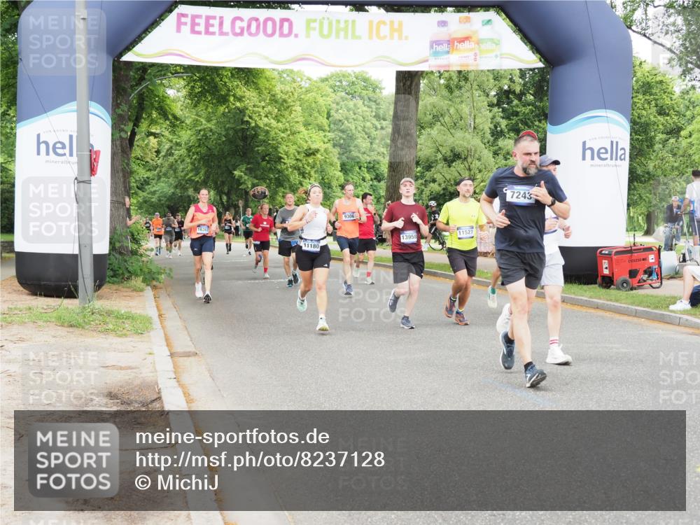 29.06.2025 - hella hamburg halbmarathon MichiJ http://msf.ph/oto/8237128 29.06.2025 10:50:06 Zwischen KM18-KM19 1427, 7243, 11527, 11960, 12479, 14917, 15908, 17532, 19023 meine-sportfotos.de
