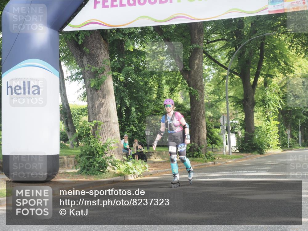 29.06.2025 - hella hamburg halbmarathon KatJ http://msf.ph/oto/8237323 29.06.2025 09:49:01 Zwischen KM18-KM19  meine-sportfotos.de