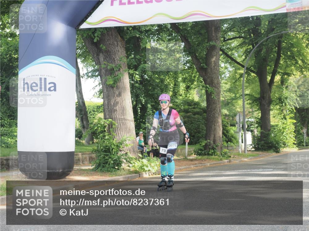 29.06.2025 - hella hamburg halbmarathon KatJ http://msf.ph/oto/8237361 29.06.2025 09:49:02 Zwischen KM18-KM19  meine-sportfotos.de