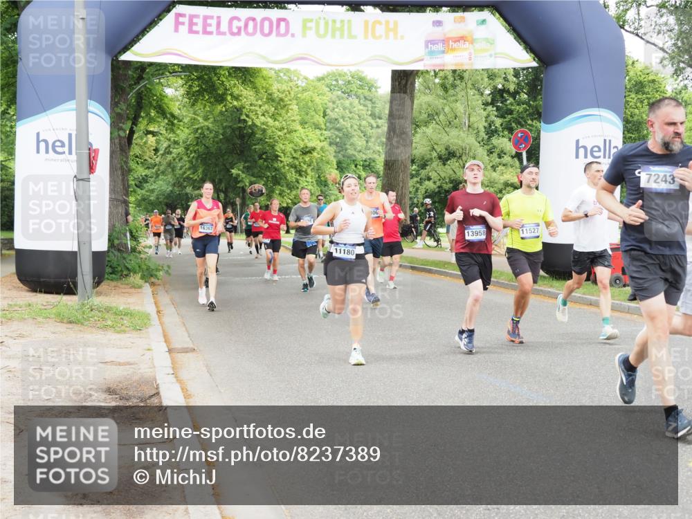 29.06.2025 - hella hamburg halbmarathon MichiJ http://msf.ph/oto/8237389 29.06.2025 10:50:07 Zwischen KM18-KM19 1427, 7243, 9306, 11180, 11527, 11960, 12479, 13958, 14917, 15908, 17532, 19023 meine-sportfotos.de