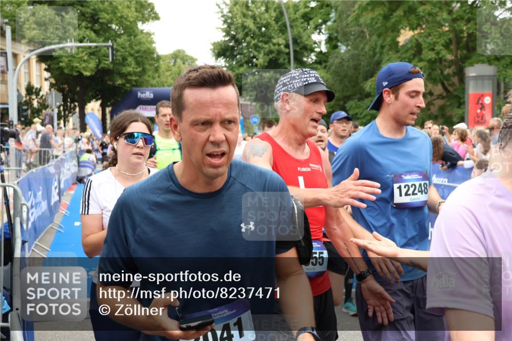 29.06.2025 - hella hamburg halbmarathon Zöllner http://msf.ph/oto/8237471 29.06.2025 10:55:19 Ziel 1549, 1628, 2119, 4903, 5643, 6723, 6891, 8973, 10188, 10263, 10582, 11184, 12526, 13470, 14834, 15854, 16521, 18031, 18290, 18380, 18531, 18966 meine-sportfotos.de